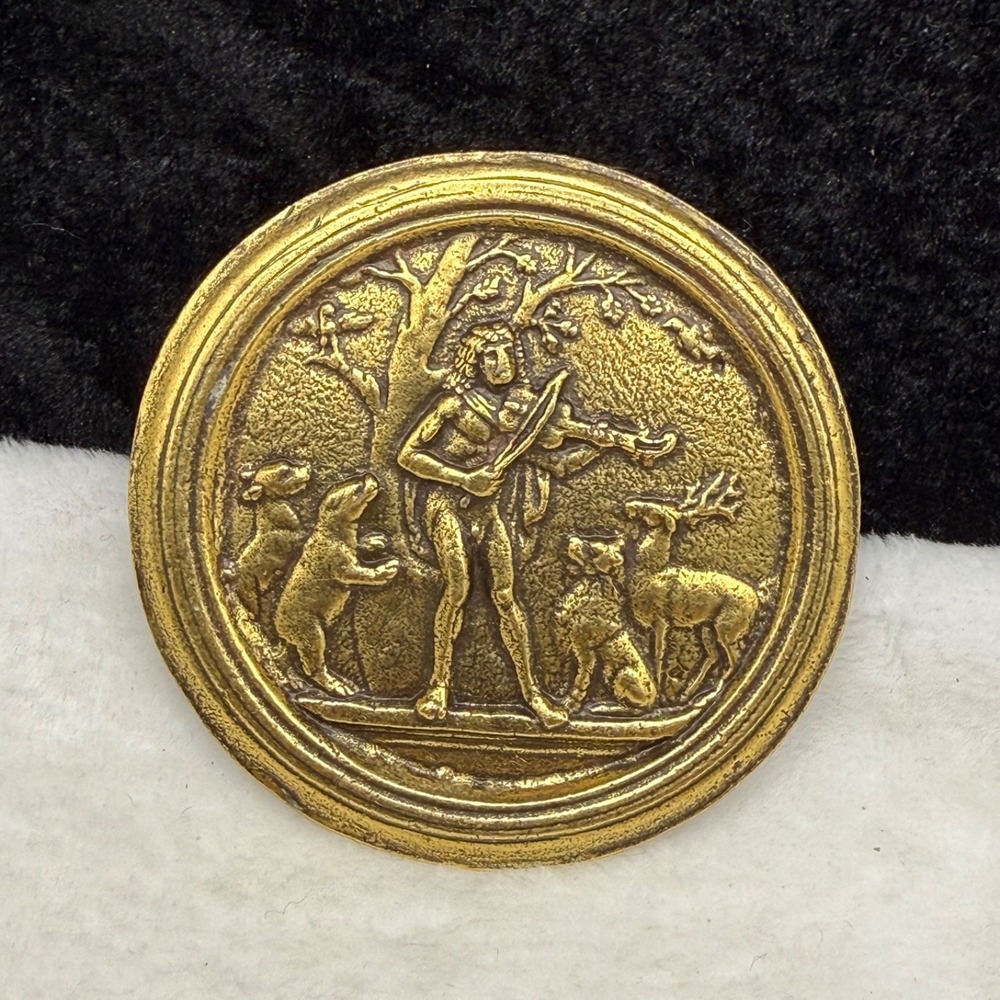 Vintage Alva Museum Orpheus Medallion Brooch Greek Mythology‎
